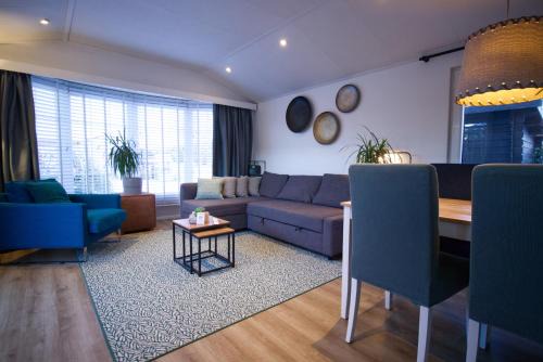 Hensbroek Ski Chalet | Cozy Chalet Hensbroek: Pet & Child Friendly Retreat