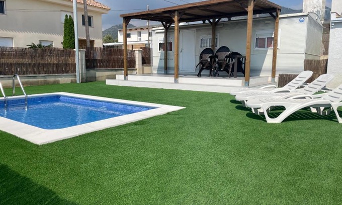 Alcanar House | Family-Friendly Chalet "CAL DENVER" with Oceanfront Views