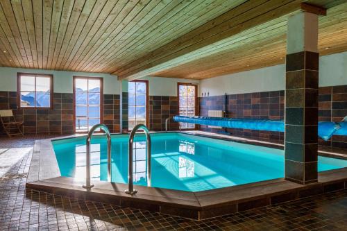Villard-Reculas Apartment | Relax at Chalet Il fera beau demain with Ocean View & Spa