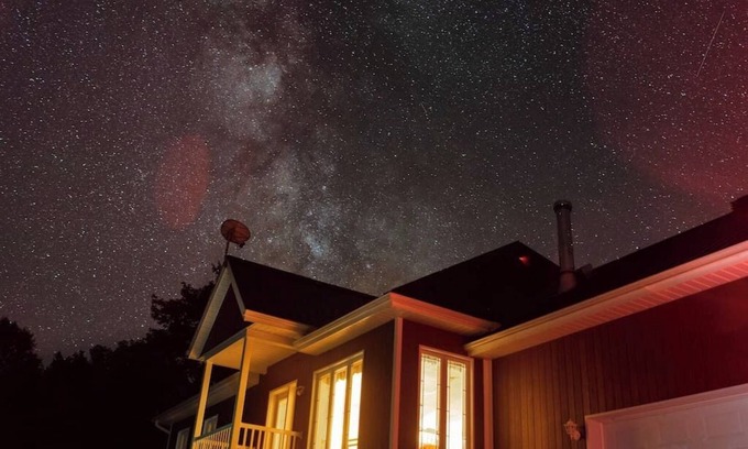 Val-Racine House | Experience the Chalet in a Dark Sky Reserve with Spa & Hot Tub