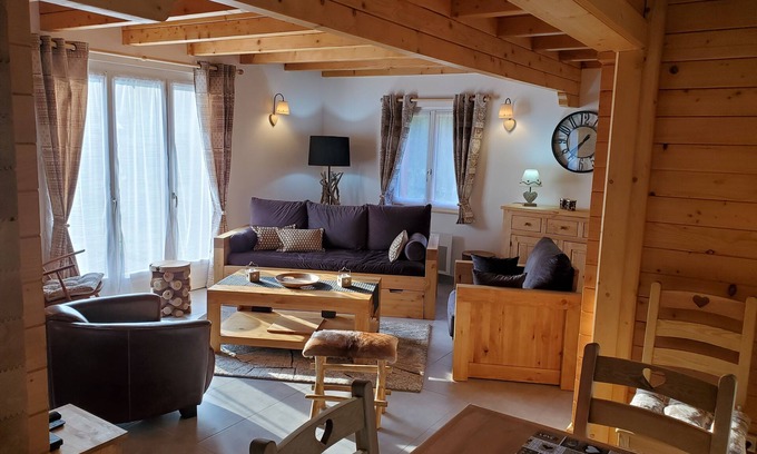 Le Tholy Ski Chalet | Serene Chalet Retreat Near Gérardmer with Lake Views