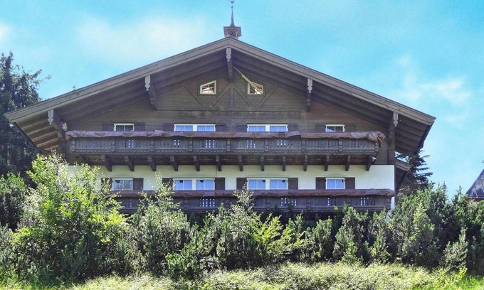 Dienten am Hochkoenig Apartment | Chalet in Dienten by Ski Slopes & Wellness