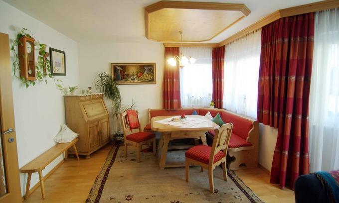 Ramsau im Zillertal House | Inviting Holiday Home in Hippach with Scenic Sun Terrace