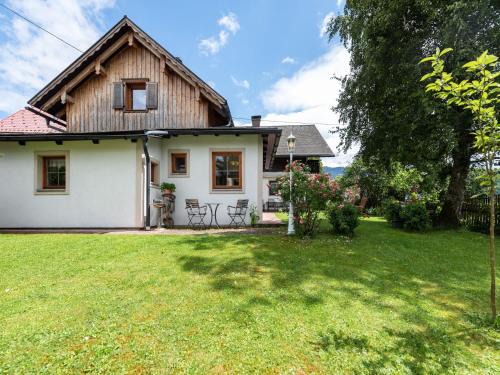Bad Mitterndorf House | Cozy Holiday Home in Bad Mitterndorf - Steps from Ski Area