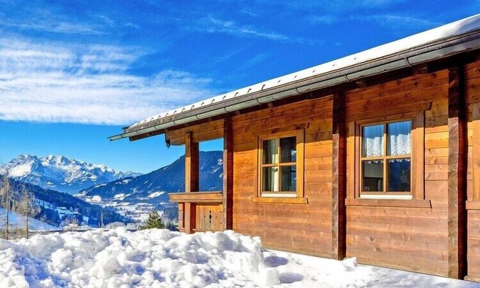 Eben im Pongau House | Idyllic Chalets in Eben im Pongau with Family-Friendly Amenities