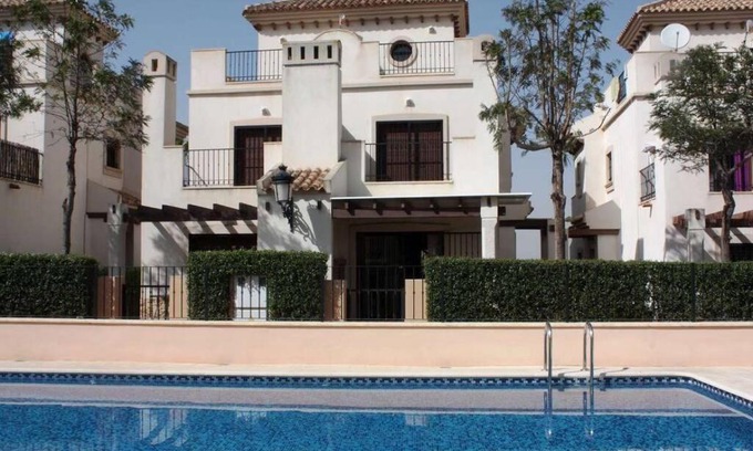 Algorfa Ski Chalet | Inviting Chalet in La Finca Golf Algorfa with Pool & Pets