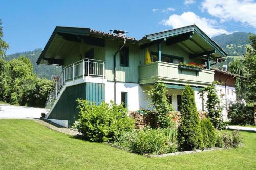 Itter House | Pet-Friendly Holiday Home in Itter - Rated 9.2/10 by Guests