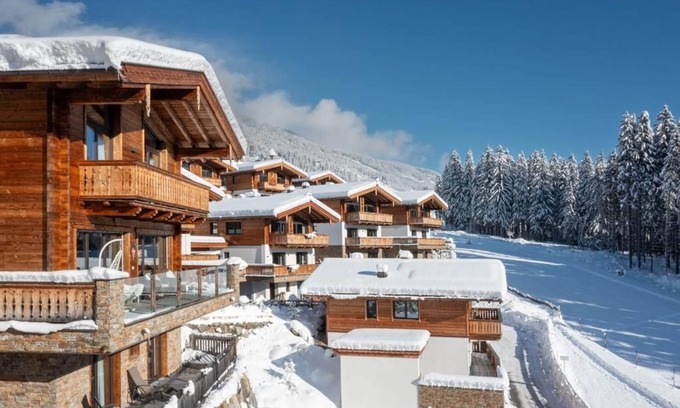 Schonbach Ski Chalet | Inviting Chalet Steps from Wildkogel Ski Arena with Pool