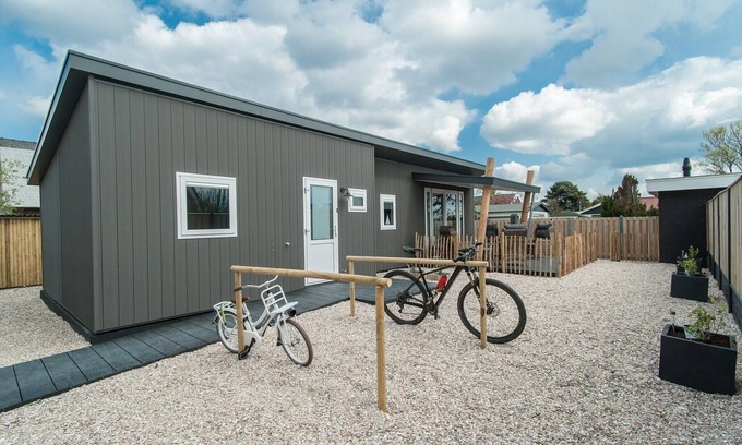 Municipality of Noordwijk Ski Chalet | Top-Rated Modern Chalet in Noordwijk with Garden & Amenities