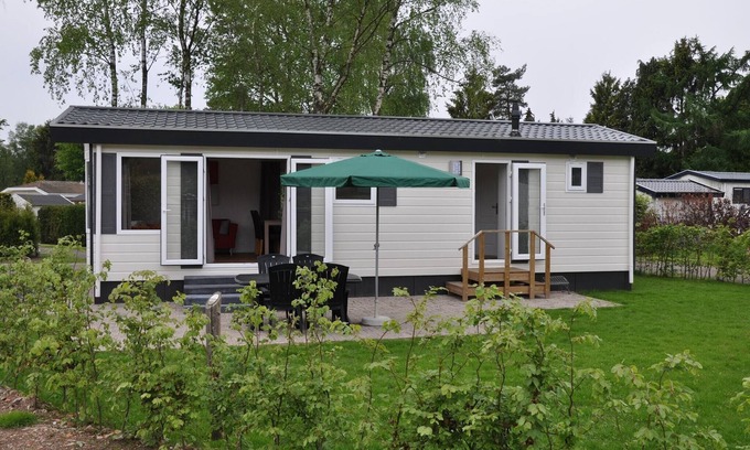Baarle-Nassau Ski Chalet | Cozy Chalet Retreat Near Baarle-Nassau with Pool & Breakfast