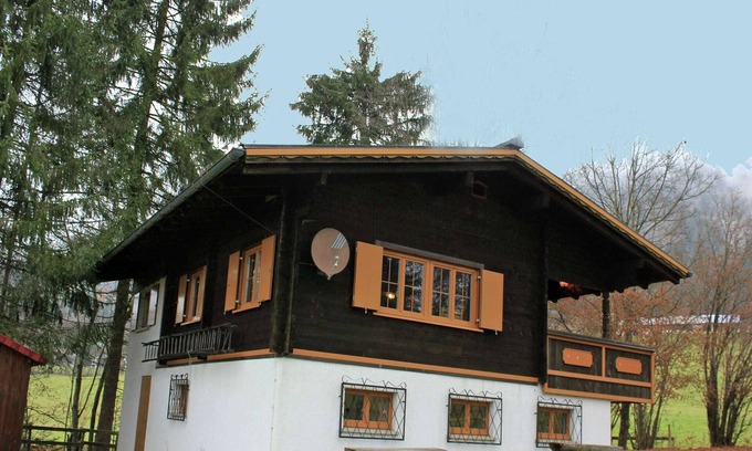 Sibratsgfaell Ski Chalet | Charming Holiday Home in Sibratsgfäll with Great Amenities