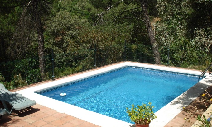Cordoba House | Mountain Retreat: Guest Rated 9.4 with Lake Views