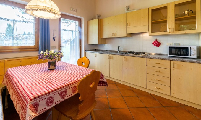 Sarnonico Ski Chalet | Relaxing Chalet in Trentino with Pools and Pet-Friendly Amenities