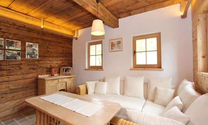 Sankt Johann in Tirol Ski Chalet | Ideal Chalet on Ski Slope in St. Johann with Breakfast