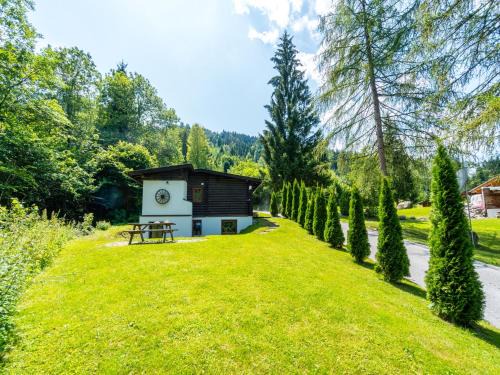 Woergl Ski Chalet | Inviting Tyrol Chalet with Private Garden and Fireplace