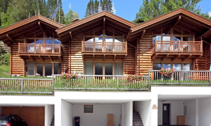 Wald im Pinzgau Ski Chalet | Top-Rated Chalet in Wald im Pinzgau with Sauna & Pool