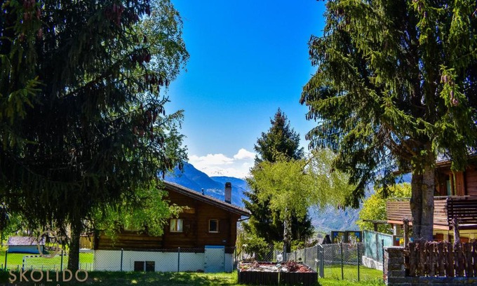 Termen Apartment | Independent Chalet in Termen: Family & Pet Friendly Stay