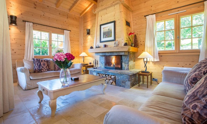 Saint-Jean-dʼAulps Ski Chalet | Experience Chalet Iona: Top Rated Stay in St Jean d'Aulps