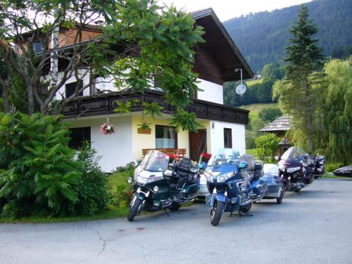 Watschig House | Cozy Chalet Kammleitn: Rated 9/10 with Hot Tub & Breakfast