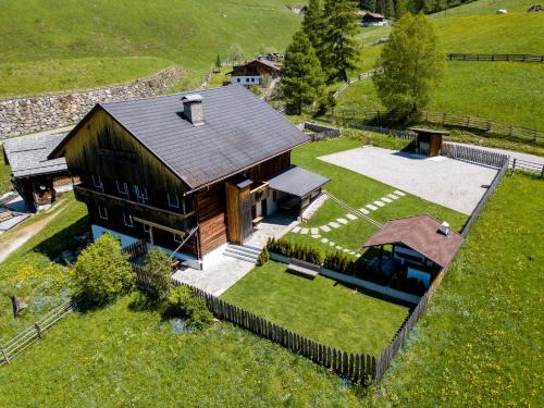 Gais Ski Chalet | Pet-Friendly Chalet Kasern: Guest Rated 9.8/10