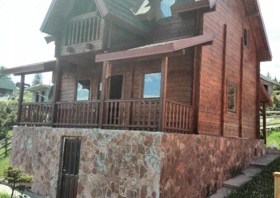 Razvrsje House | Family-Friendly Retreat at Chalet Kovačević - 9.1/10 Rated