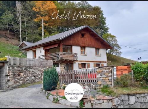 Sainte-Marie-de-Campan Ski Chalet | Inviting Chalet L'Arbizon Campan: Family & Pet Friendly Escape