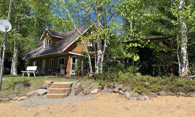 Mandeville Ski Chalet | Unwind at Chalet l'Oasis: Private Beach & Spa Retreat