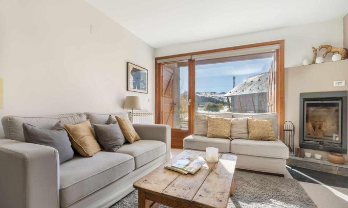 Formigal Ski Chalet | Family-Friendly Stay at Chalet La Aldea Confort - 4 Stars