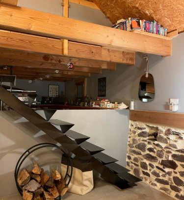 Valdeblore Ski Chalet | Relax at Chalet La Bolline with Hot Tub and High Ratings