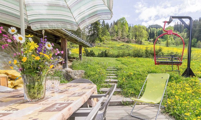 Hauteluce House | Cozy Chalet La Pat - Family-Friendly Retreat in Hauteluce