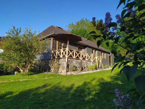 Rochehaut Ski Chalet | Inviting Chalet la Liresse: Child-Friendly Retreat