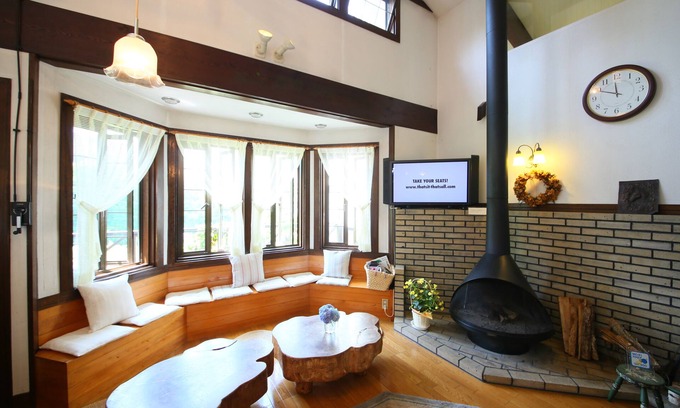Minakami House | Eco-Friendly Chalet La Neige with Spa and Hot Tub