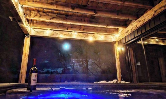 Rawdon Ski Chalet | Chalet Le Petit Buron 2 minutes from the ski slopes and many activities
