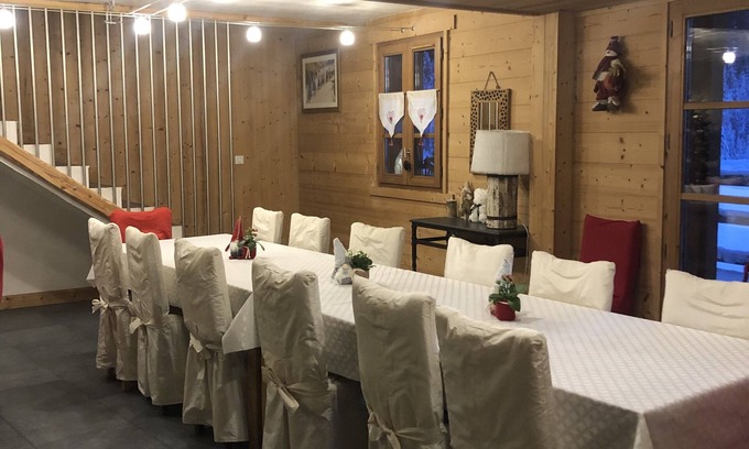 Champagny-en-Vanoise Ski Chalet | Experience Chalet Le Sabot de Vénus with Private Pool & More
