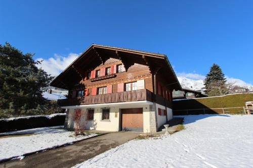 Chateau-d'Oex Ski Chalet | Oceanfront Chalet Les Arolles: Guest Rated 9/10 & Family-Friendly