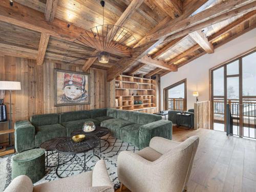Le Praz Ski Chalet | Elegant Chalet with Pool, Sauna & Easy Ski Access in Courchevel