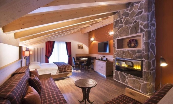 Campitello di Fassa Hotel | Relax at Chalet Marcora with Spa and Family-Friendly Amenities