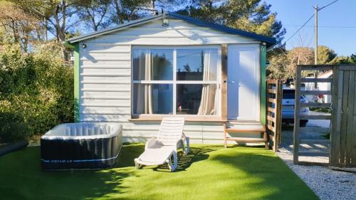 Le Castellet Ski Chalet | Relax at Chalet Mer: Nature Retreat in a Medieval Village