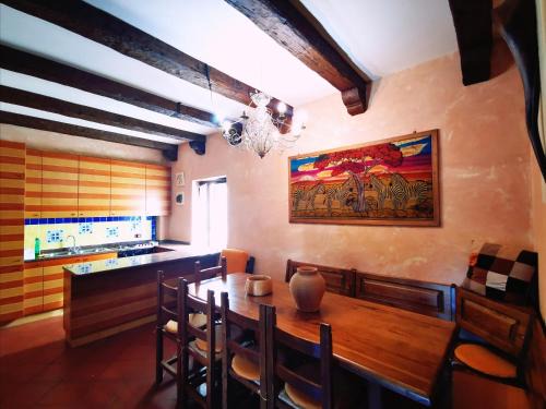 Campo di Giove Apartment | Inviting Chalet Mon Amour: Family-Friendly Retreat & Views