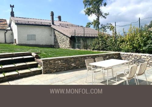 Oulx Apartment | Pet-Friendly Chalet Monfol Superior - Guest Rated 9.8/10