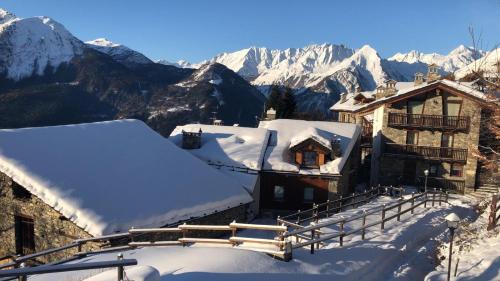 La Salle Apartment | Pet-Friendly Retreat at Chalet Morge - Rated 9.2 by Guests