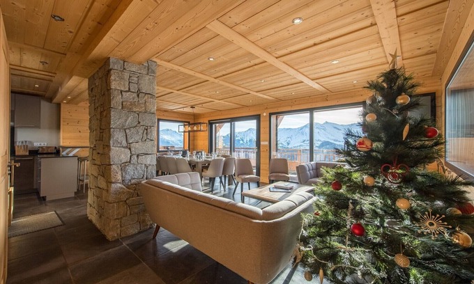 La Toussuire Ski Chalet | Chalet near piste with jacuzzi and home cinema - up to 14 guests
