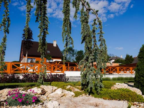 Nova Lesna House | Pet-Friendly Chalet Nova Lesna with Mountain Views