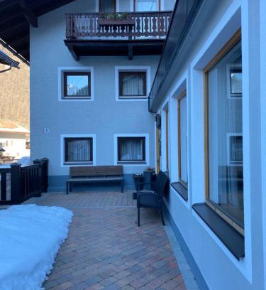 Soelden House | Chalet Prantl: Pet-Friendly Retreat with Top Guest Ratings