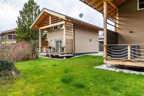 Farchant Ski Chalet | Experience Chalet Rauschn 3: Pet & Child Friendly Escape