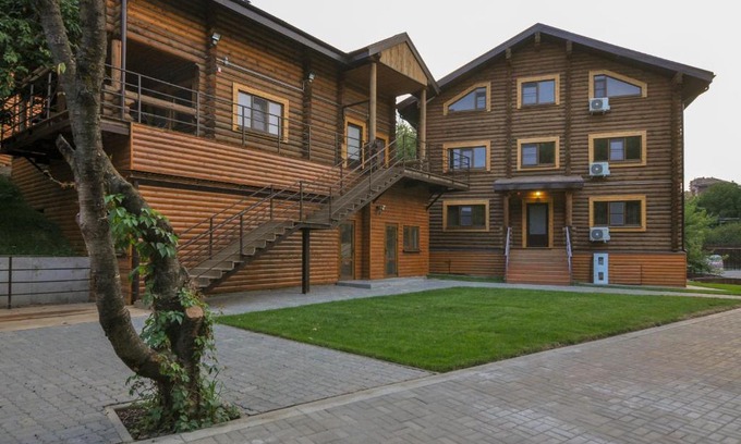 Rostov-on-Don Hotel | Budget-Friendly Chalet Rostov with Breakfast Included