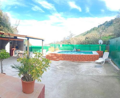 Vega de San Mateo House | Experience Chalet Ruta Las Lagunetas with Oceanfront Views