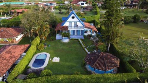 Calima Ski Chalet | Lovely Chalet Santorini with Pool and Family Amenities