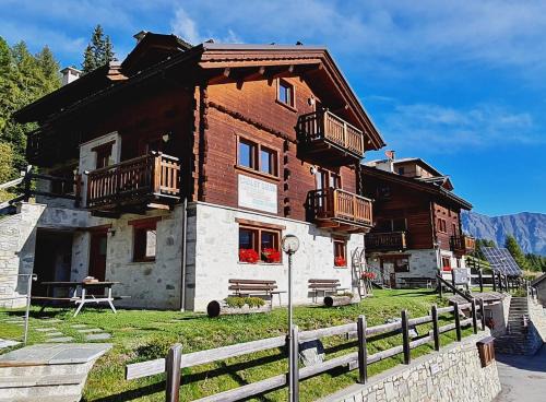 Arnoga Apartment | Pet-Friendly Chalet Selva: Rated 9.4/10 for Families