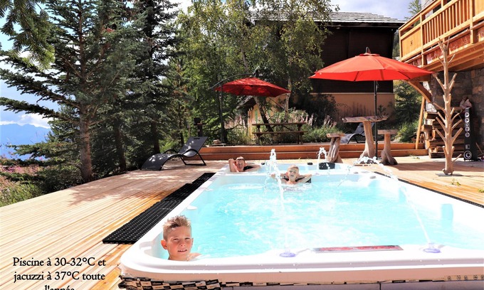Montgenevre Ski Chalet | Grand Chalet with Pool, Jacuzzi & Cinema Room Views